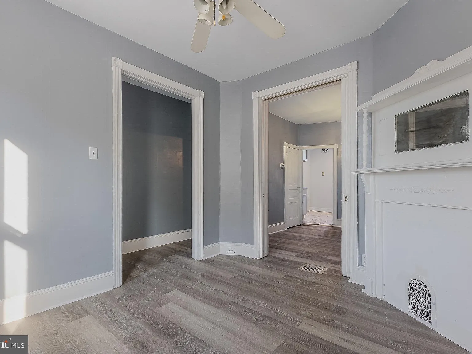 2 bed, 1.0 bath, 912 sqft, $1,600 — Photo 3