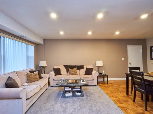 1311 N Ode St APT 615, Arlington, VA 22209