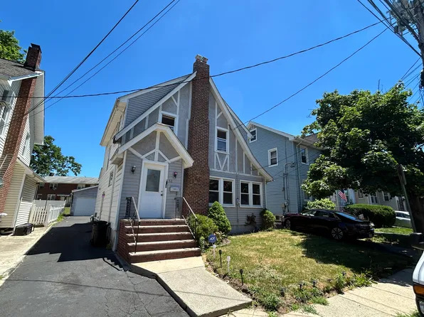 52 Fairway Ave, Belleville, NJ 07109