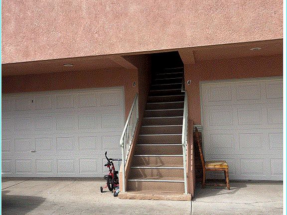 2nd image of 631 W 47th St #A