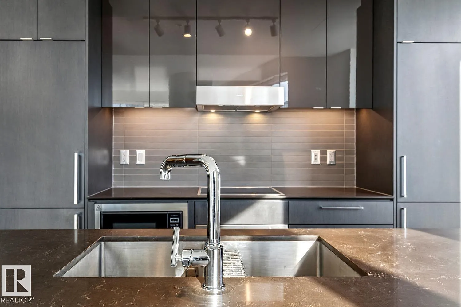 The Legends Private Residences — Photo 2