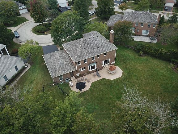 4th image of 2341 Iroquois Dr