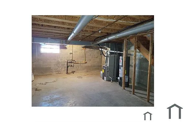 Building Photo - 1006 Hillman St