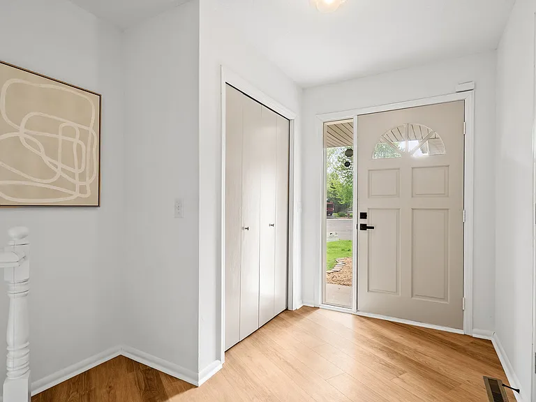 8460 Bittern Ct — Photo 4
