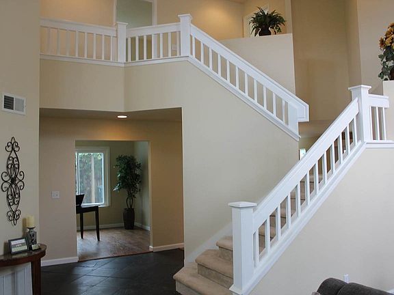 2nd image of 9023 Brittany Ct