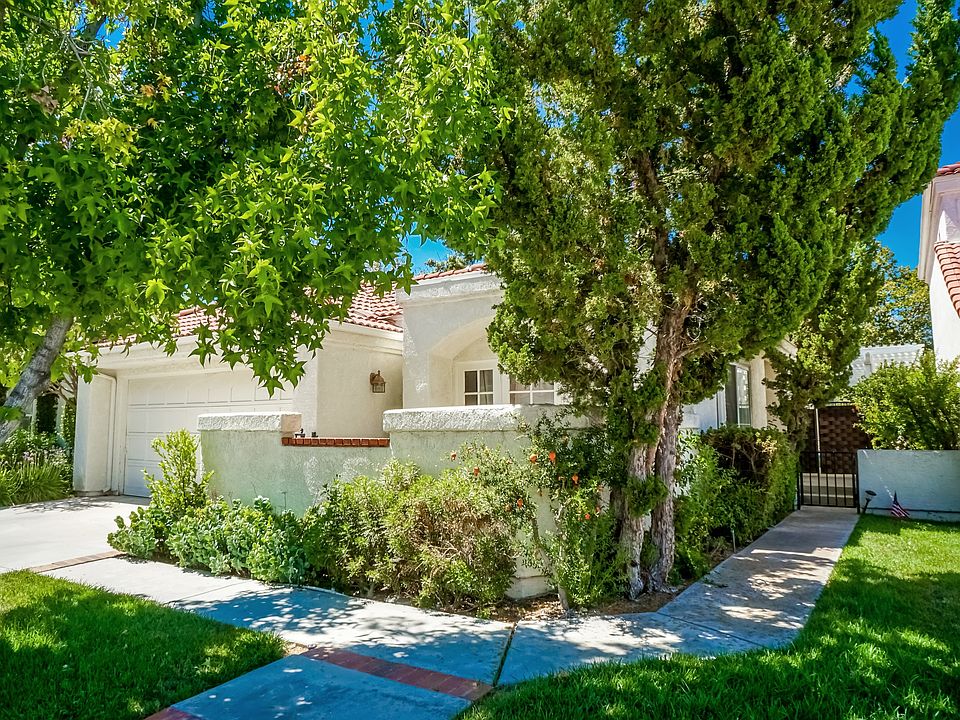 1st image of 24335 Taranto Ave
