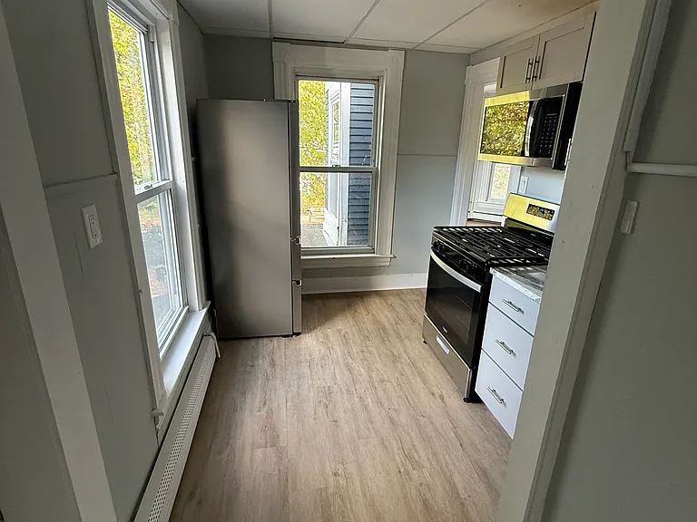 81 Main St #2 — Photo 5