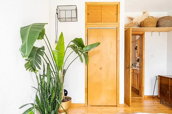 Rented by REAL New York | media 3