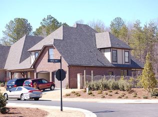 2255 Abbeyglen Cir, Hoover, AL 35226