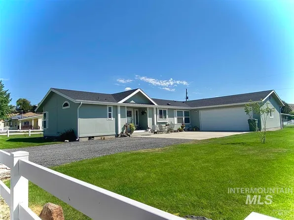 606 Somerville St, Jordan Valley, OR 97910