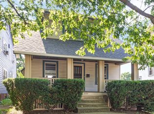 2084 Wascana Ave, Lakewood, OH 44107