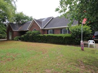 211 Saint Clair Dr, Leesburg, GA 31763