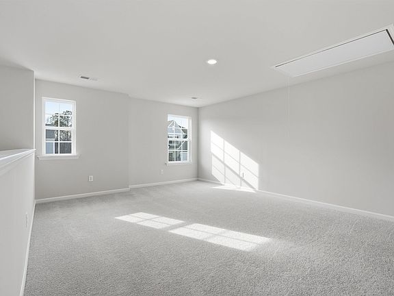 2nd image of 402 Rivergarden Drive 5 Sweetbay #Vnv-c1