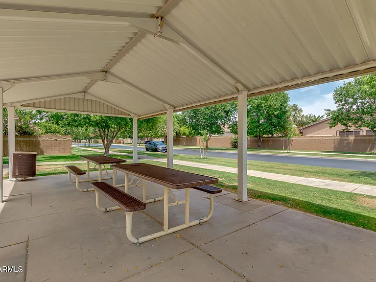 3441 E Bruce Ave — Photo 38
