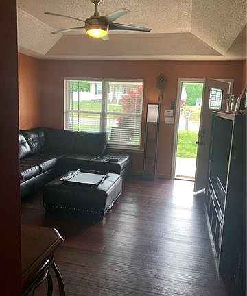 3rd image of 2432 Saluda Dr