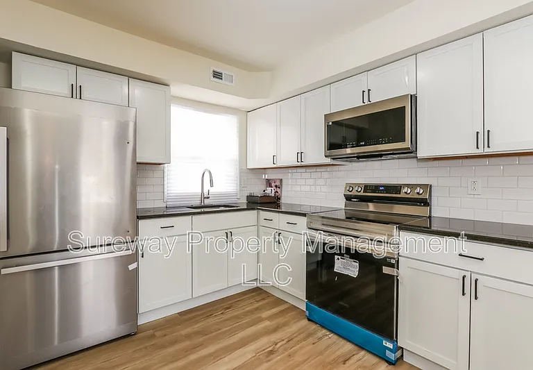 37 Berkshire Rd — Photo 6
