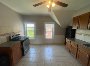145 River Ave #3, Providence, RI 02908