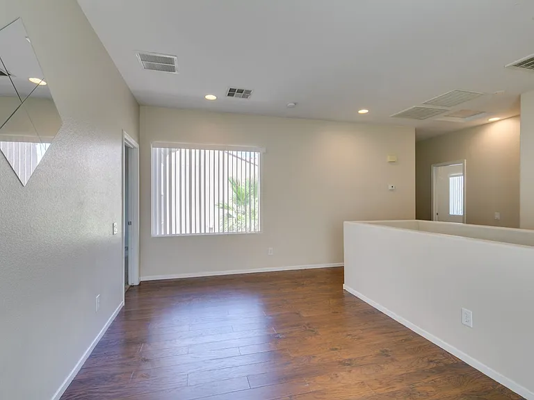 2925 Dowitcher Ave — Photo 23