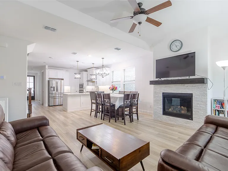 2340 Willow Garden Dr — Photo 8