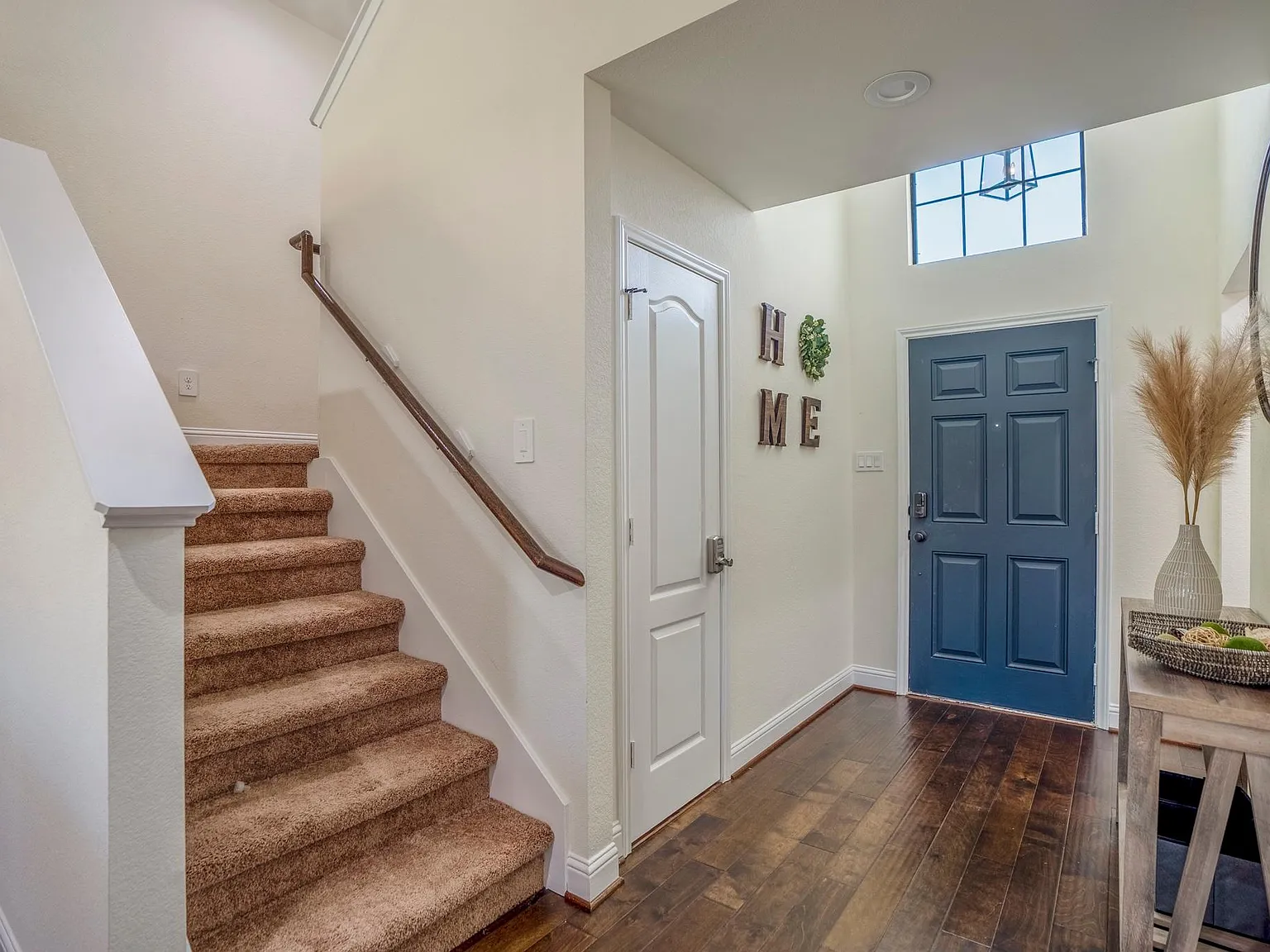 7122 Conley St — Photo 4