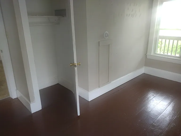 24 Thompson St #A — Photo 7