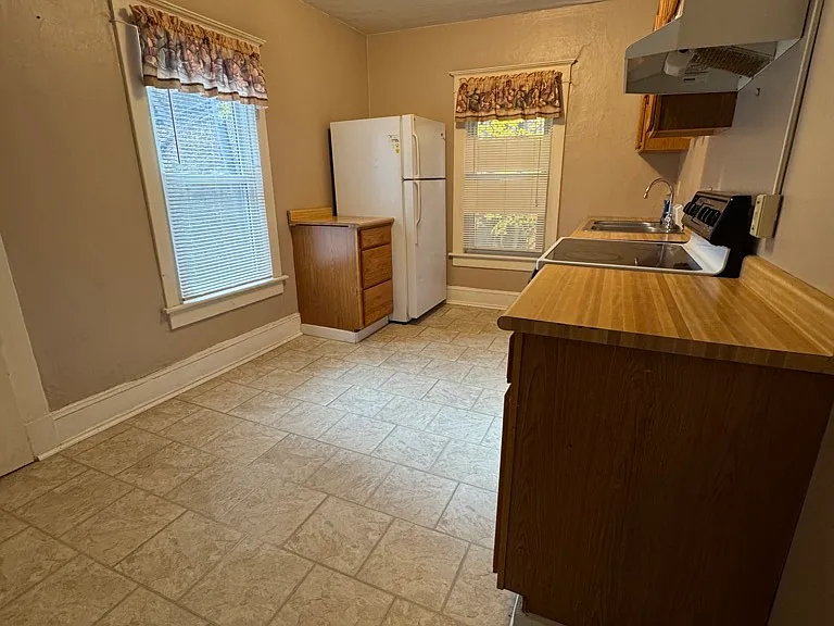 154 Chestnut St #2 — Photo 7
