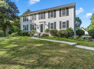 15 Presidents Rd, Hingham, MA 02043