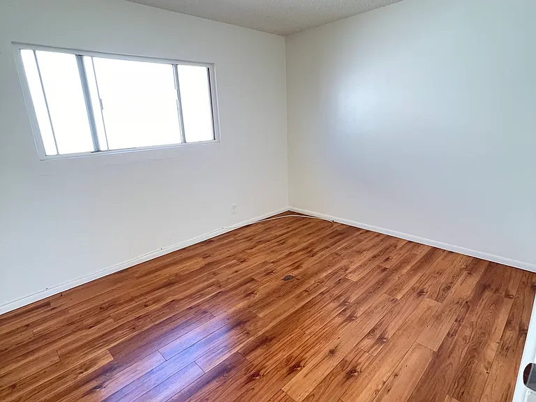915 E Palmer Ave #20 — Photo 6