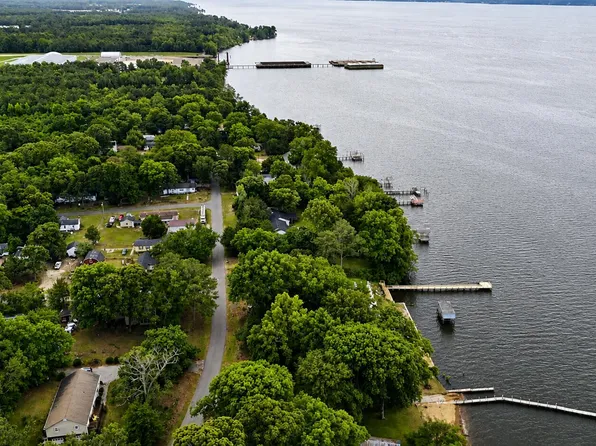 402 Chowan Trail, Edenton, NC 27932