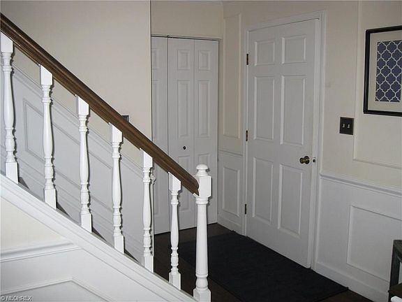 2nd image of 1998 Stoney Hill Dr