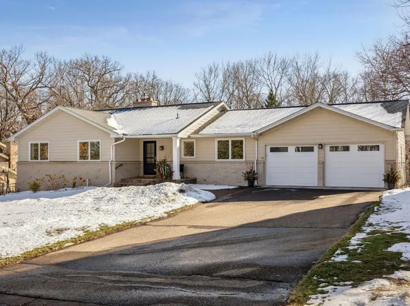 660 Windemere Curv N, Plymouth, MN 55441