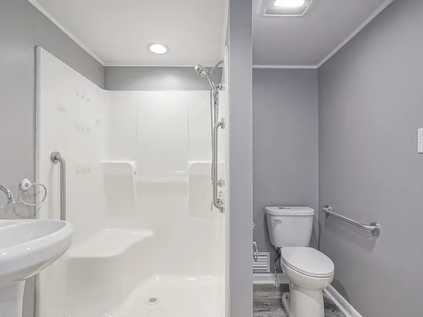 719 Burlington Ave, Delanco, NJ 08075