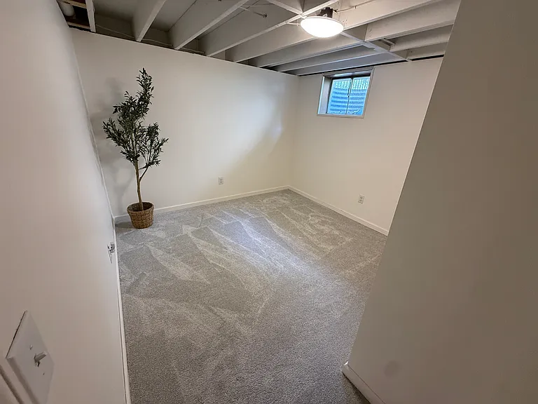 5555 Roeland Dr — Photo 20