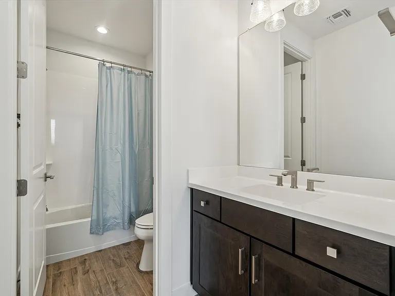 11138 N San Clemente St — Photo 20