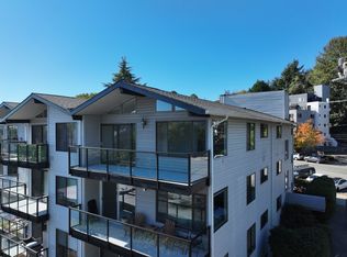 2562 Thorndyke Ave W APT 401, Seattle, WA 98199
