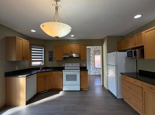 164 Strongberg Dr, Winnipeg, MB R2G4H5