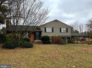 16601 Johnson Dr, Williamsport, MD 21795