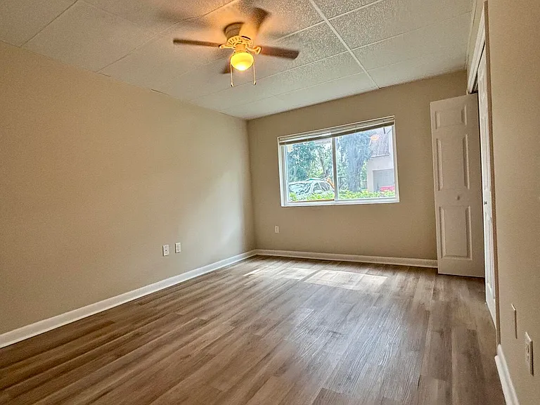 316 Cherry St #24 — Photo 13