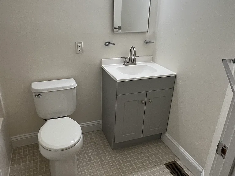 6C Mayberry Dr #C — Photo 17