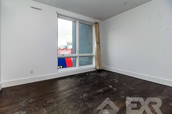 Rented by EXR | media 15