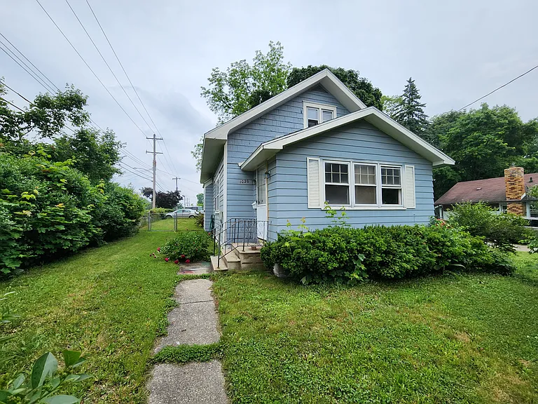 1020 Queen St — Photo 31