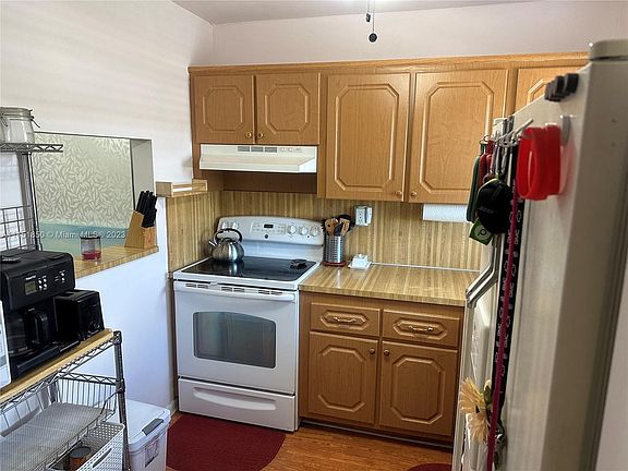 3rd image of 9380 Sunrise Lakes Blvd APT 307