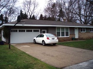 238 Ferris Ave, Holland, MI 49423
