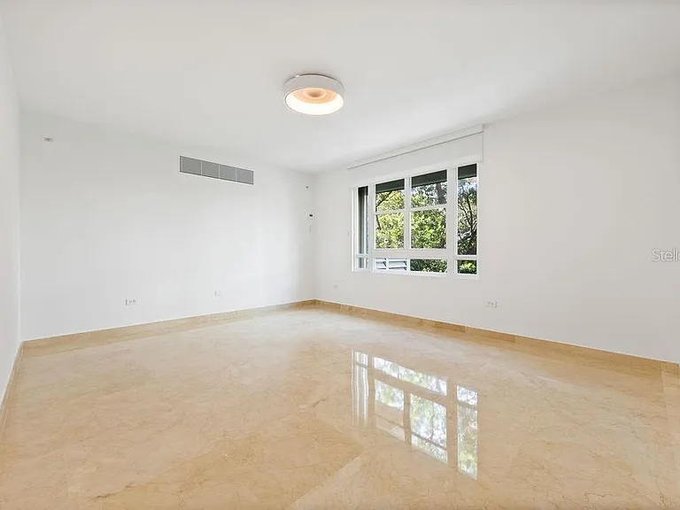 20 Carrian Court #401 — Photo 13