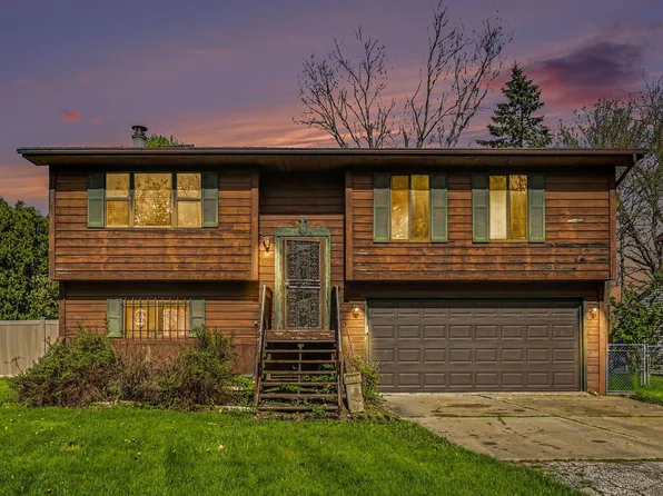 6002 Bishop Rd, Lansing, MI 48911