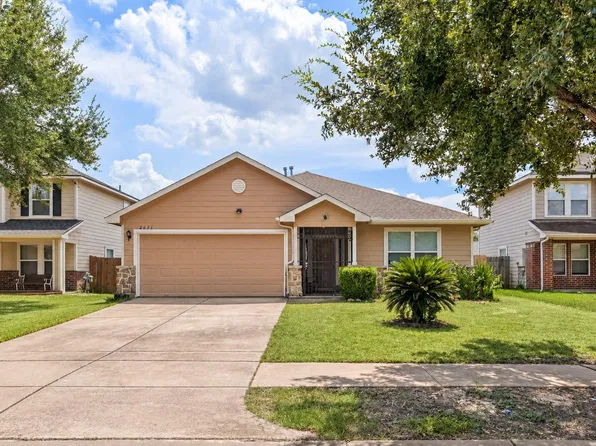 2631 Steelhead Dr, Houston, TX 77045