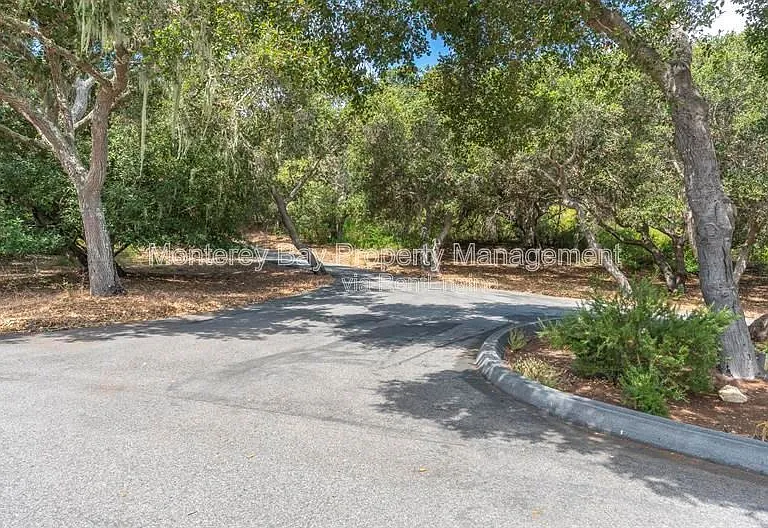 287 Laureles Grade Rd — Photo 9