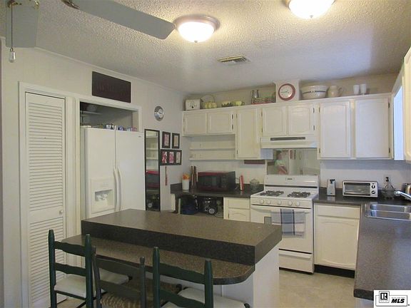 3rd image of 112 Westwood Dr