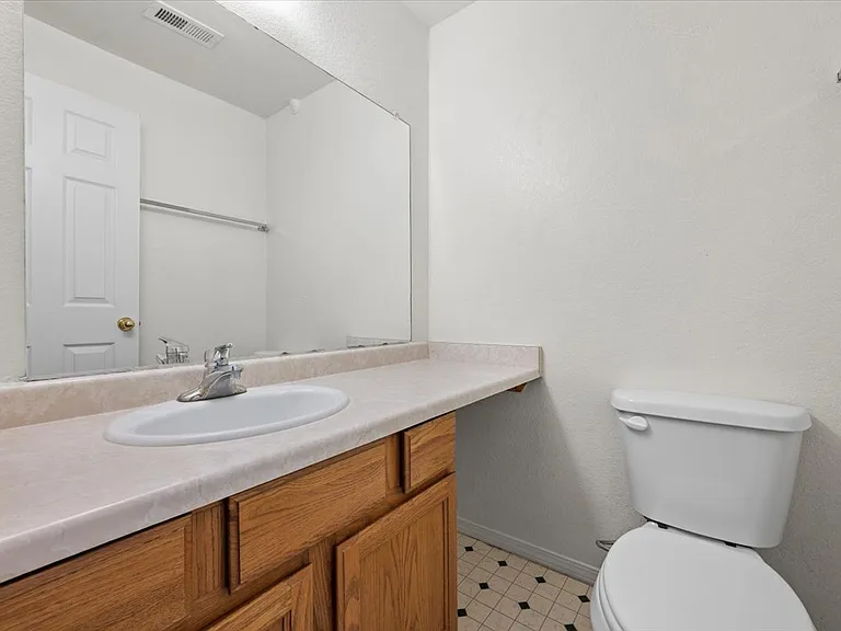 728 W 1720 N #319 — Photo 18