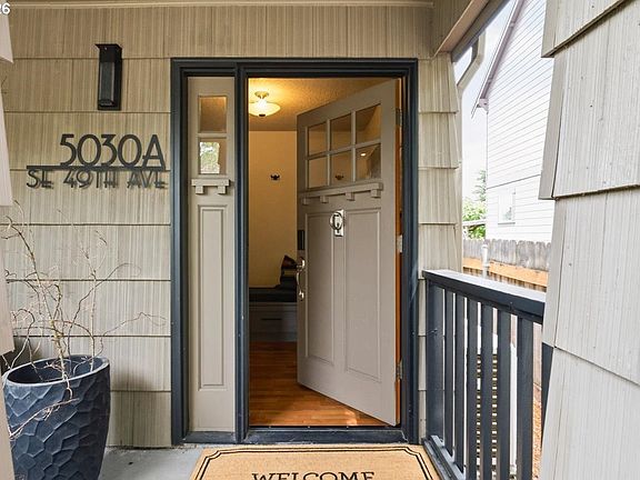 4th image of 5030 SE 49th Ave
